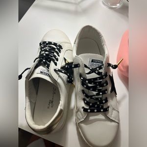 Size 7 Vintage Havana low tops